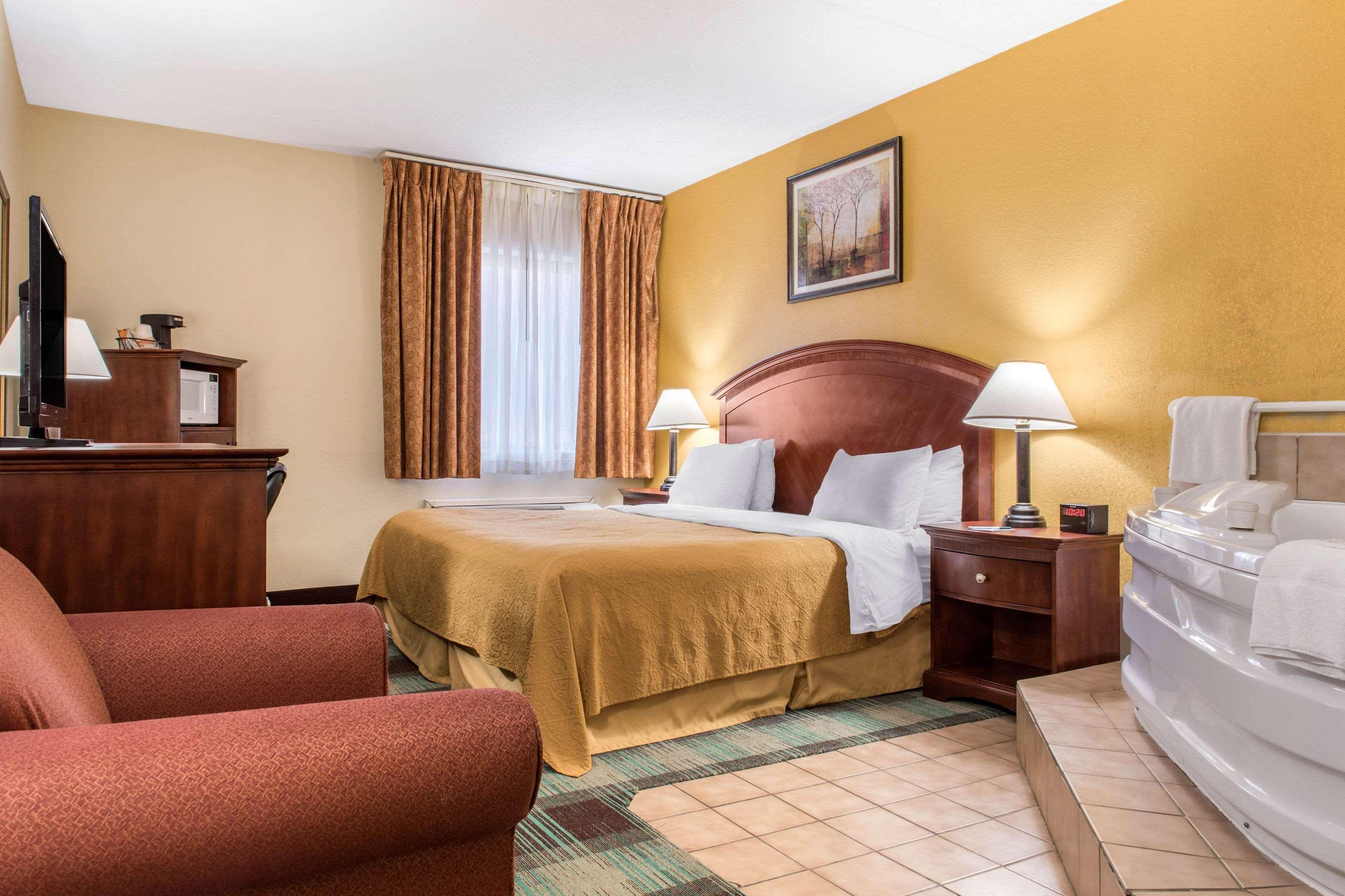 Quality Inn & Suites Miamisburg - Dayton South Экстерьер фото