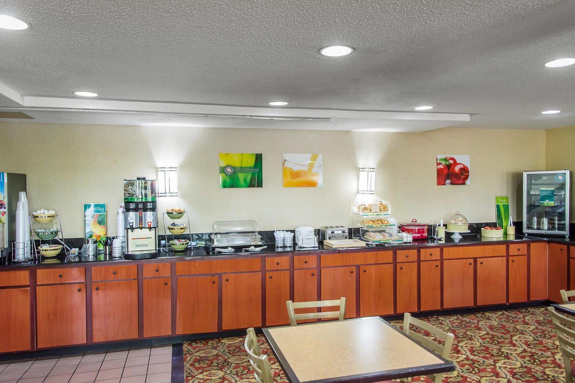 Quality Inn & Suites Miamisburg - Dayton South Экстерьер фото